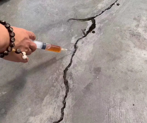 黑山混凝土裂缝修补技术详解​